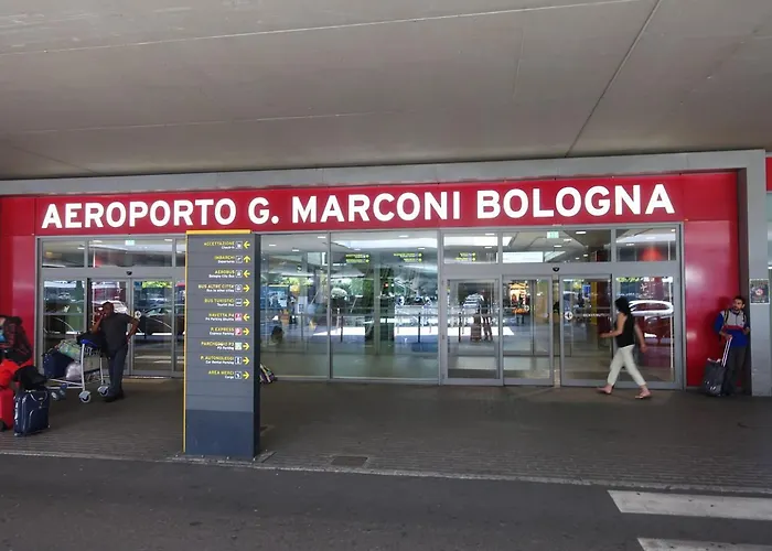 Francesco's House-airport Apartment