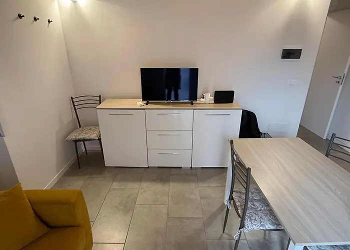 Francesco's House-airport Apartment *